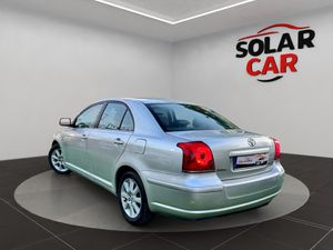 Toyota Avensis 2.0 116CV - Foto 21