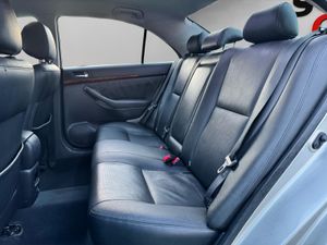 Toyota Avensis 2.0 116CV - Foto 19