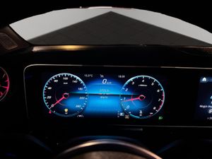 Mercedes Clase B B180 1.4 136 - Foto 16