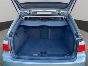 BMW Serie 5 525D TOURING - Foto 23