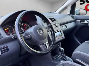Volkswagen Touran Edition 1.6 TDI 105 CV DSG 7 vel. - Foto 6