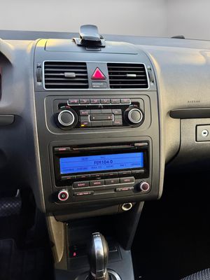 Volkswagen Touran Edition 1.6 TDI 105 CV DSG 7 vel. - Foto 14