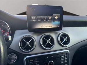 Mercedes GLA 200 d 7G-DCT - Foto 16