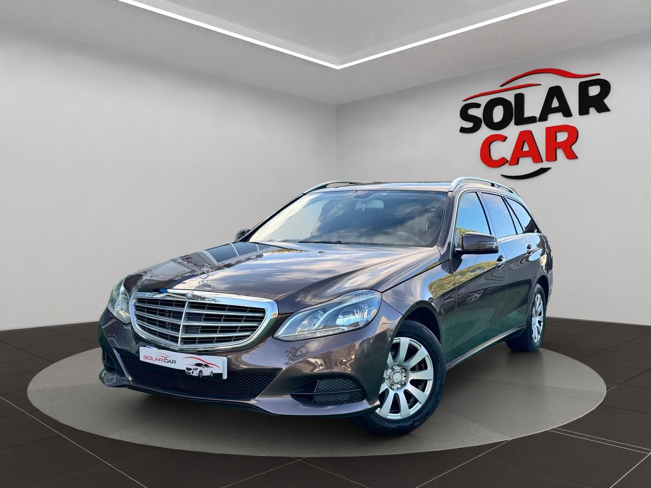 Mercedes Clase E E 200 BlueTEC Estate Aut. - Foto 1