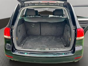 Volkswagen Touareg +Motion R5 TDI 174 CV Tiptronic 6 vel. - Foto 22