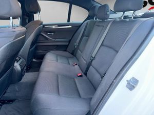BMW Serie 5 520d Berlina - Foto 24