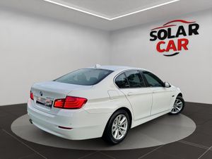 BMW Serie 5 520d Berlina - Foto 25