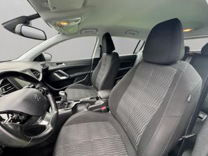 Peugeot 308 1.2 110CV - Foto 10