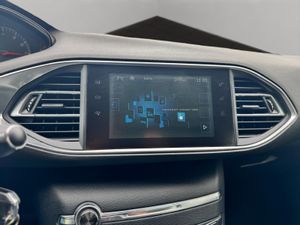 Peugeot 308 1.2 110CV - Foto 14