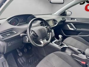 Peugeot 308 1.2 110CV - Foto 9