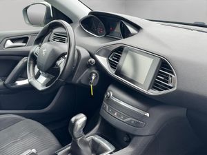 Peugeot 308 1.2 110CV - Foto 11