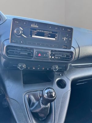 Peugeot Partner Pro Standard 1000kg BlueHDi 73kW - Foto 14