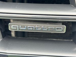 Audi Q5 Black line 2.0 TDI 140kW quattro S tron - Foto 22