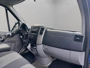 Volkswagen Crafter PRO Kombi 2.0TDI 163cv BMT 35 Medio - Foto 10