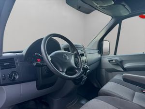 Volkswagen Crafter PRO Kombi 2.0TDI 163cv BMT 35 Medio - Foto 7