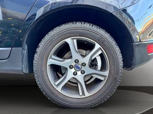 Volvo XC60 Kinetic DRIVe - Foto 27