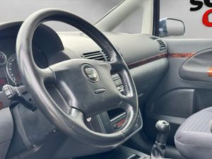 Seat Alhambra 1.9 TDi 115 CV Reference - Foto 6