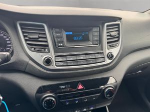 Hyundai Tucson 1.7 CRDi 85 kW (115 CV) 4x2 BlueDrive Kosmo - Foto 13