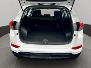 Hyundai Tucson 1.7 CRDi 85 kW (115 CV) 4x2 BlueDrive Kosmo - Foto 28