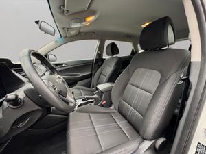 Hyundai Tucson 1.7 CRDi 85 kW (115 CV) 4x2 BlueDrive Kosmo - Foto 8