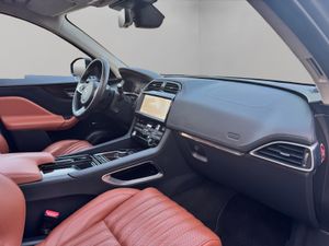 Jaguar F-Pace F-PACE 2.0 221 kW (300 CV) AWD Auto Portfolio - Foto 10