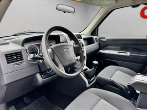 Jeep Patriot 2.0 CRD Sport - Foto 7