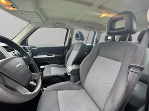 Jeep Patriot 2.0 CRD Sport - Foto 8