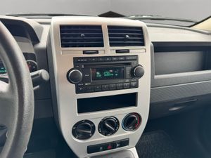 Jeep Patriot 2.0 CRD Sport - Foto 13