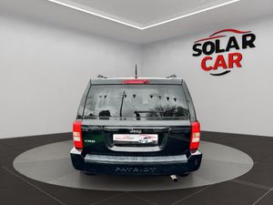 Jeep Patriot 2.0 CRD Sport - Foto 27
