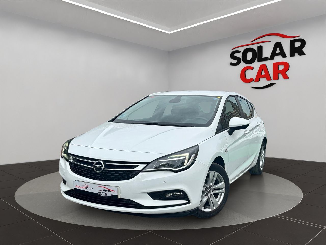 Opel Astra 5p 120 Aniversario 1.6 CDTI 81 kW (110 CV) Start/Stop - Foto 1