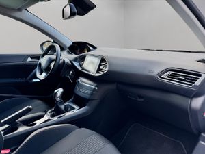 Peugeot 308 5p Style 1.6 BlueHDi 100 - Foto 10