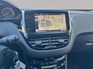 Peugeot 2008 Allure 1.2 PureTech 110 S&S - Foto 12