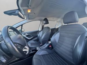 Peugeot 2008 Allure 1.2 PureTech 110 S&S - Foto 8