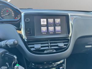 Peugeot 2008 Allure 1.2 PureTech 110 S&S - Foto 14