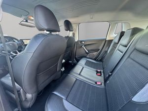 Peugeot 2008 Allure 1.2 PureTech 110 S&S - Foto 26