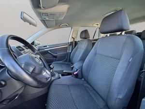 Volkswagen Golf Variant Advance 1.6 TDI 105 CV DPF - Foto 8