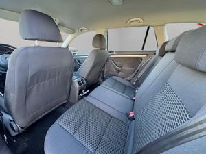 Volkswagen Golf Variant Advance 1.6 TDI 105 CV DPF - Foto 20