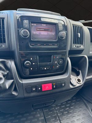 Citroën Jumper BlueHDi 103KW 140CV Furgon 35L2H2 - Foto 15