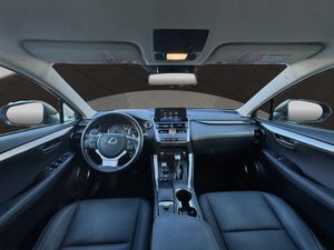 Lexus NX 300h Premium 2WD - Foto 25