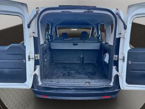 Fiat Doblò Dobló Panorama Active 1.3 Multijet 90 - Foto 23