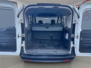 Fiat Doblò Dobló Panorama Active 1.3 Multijet 90 - Foto 23