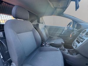 Opel Corsa 3p Expression 1.3 CDTi ecoFLEX 75 CV - Foto 11