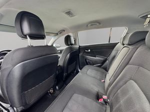 Kia Sportage 1.6 GDi 135 CV Concept 4x2 - Foto 23