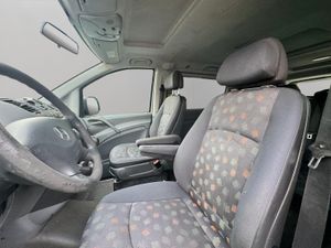 Mercedes Vito 111 CDI Combi Larga - Foto 8