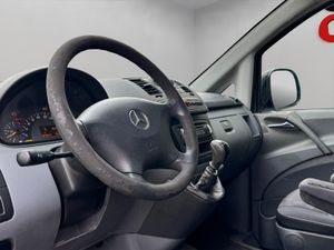 Mercedes Vito 111 CDI Combi Larga - Foto 6