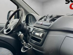 Mercedes Vito 111 CDI Combi Larga - Foto 9
