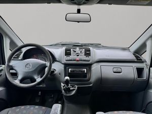 Mercedes Vito 111 CDI Combi Larga - Foto 16
