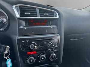 Citroën C4 PureTech 110 Live - Foto 11