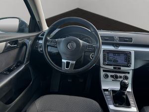 Volkswagen Passat Advance 1.6 TDI 105 CV BlueMotion Technology - Foto 21