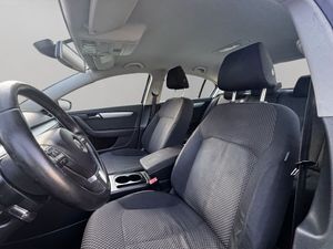 Volkswagen Passat Advance 1.6 TDI 105 CV BlueMotion Technology - Foto 8